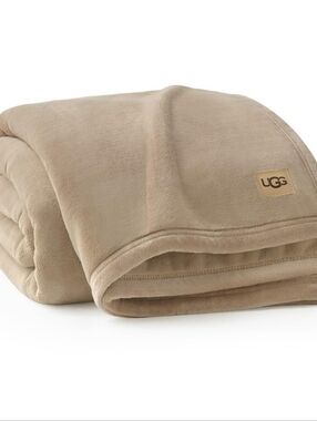 UGG Plush Throw Blanket in Light Taupe